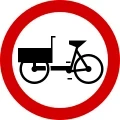 Znak B-11 zakaz wjazdu w&oacute;zk&oacute;w rowerowych