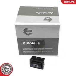 Włącznik, odblokowywanie pokrywy bagażnika